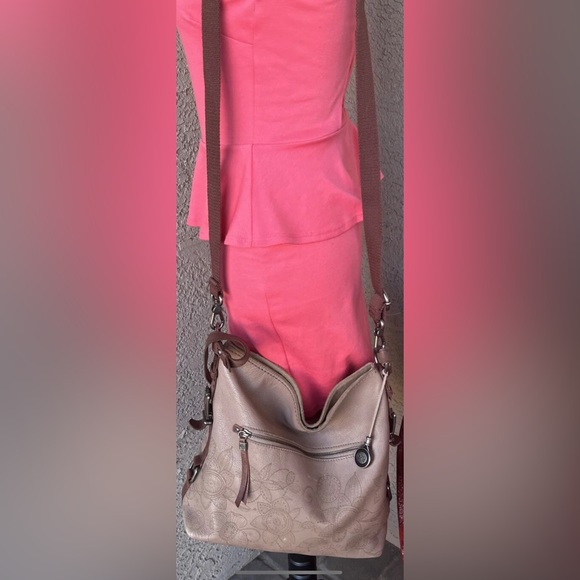 The Sak Handbags - THE SAK LARGE FLORAL EMBOSSED TAN BROWN LEATHER CROSSBODY/SHOULDER BAG EUC